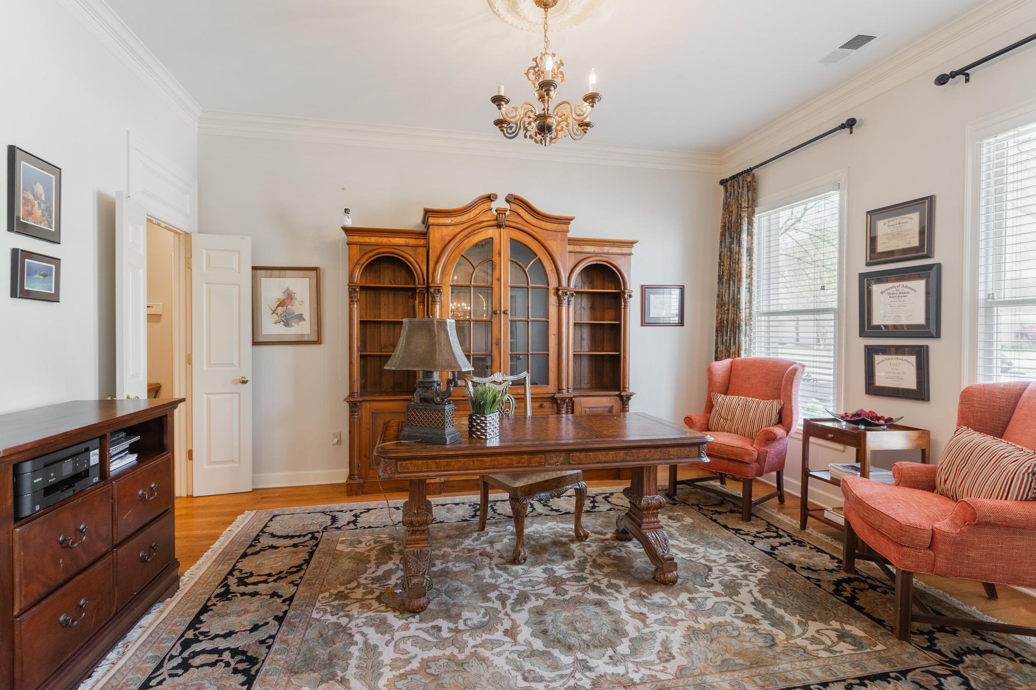 1911 ALMADALE FARMS PKY