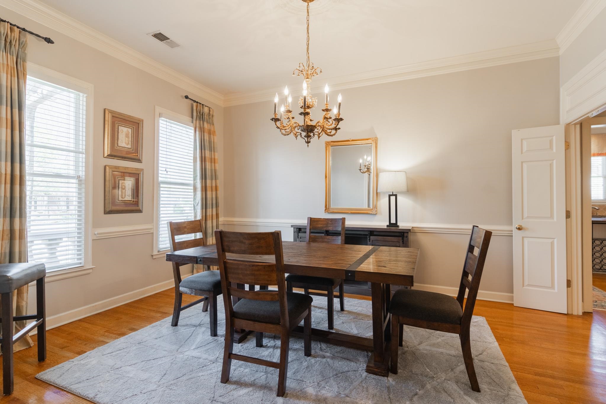 1911 ALMADALE FARMS PKY