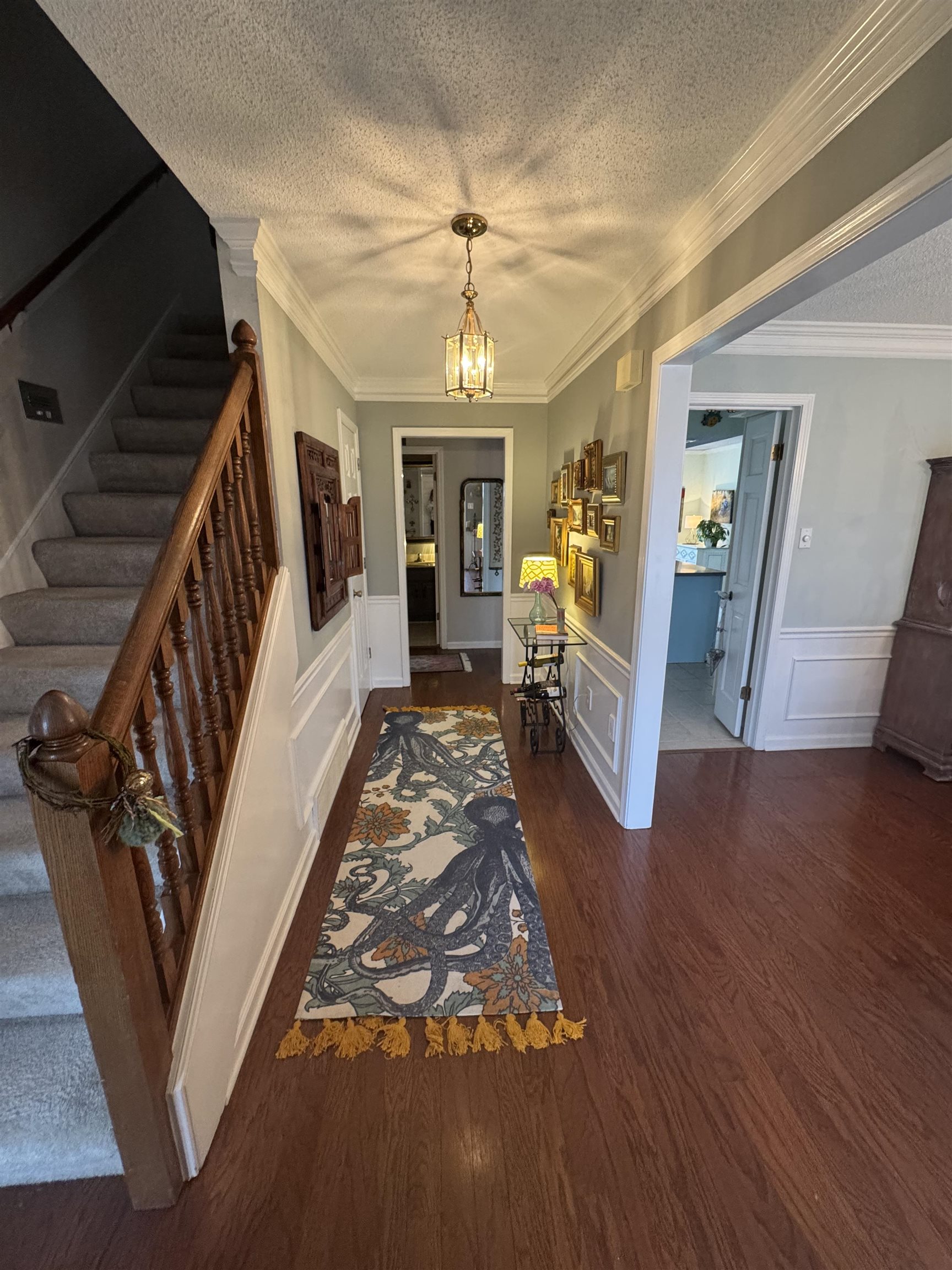 2427 CALKINS RD