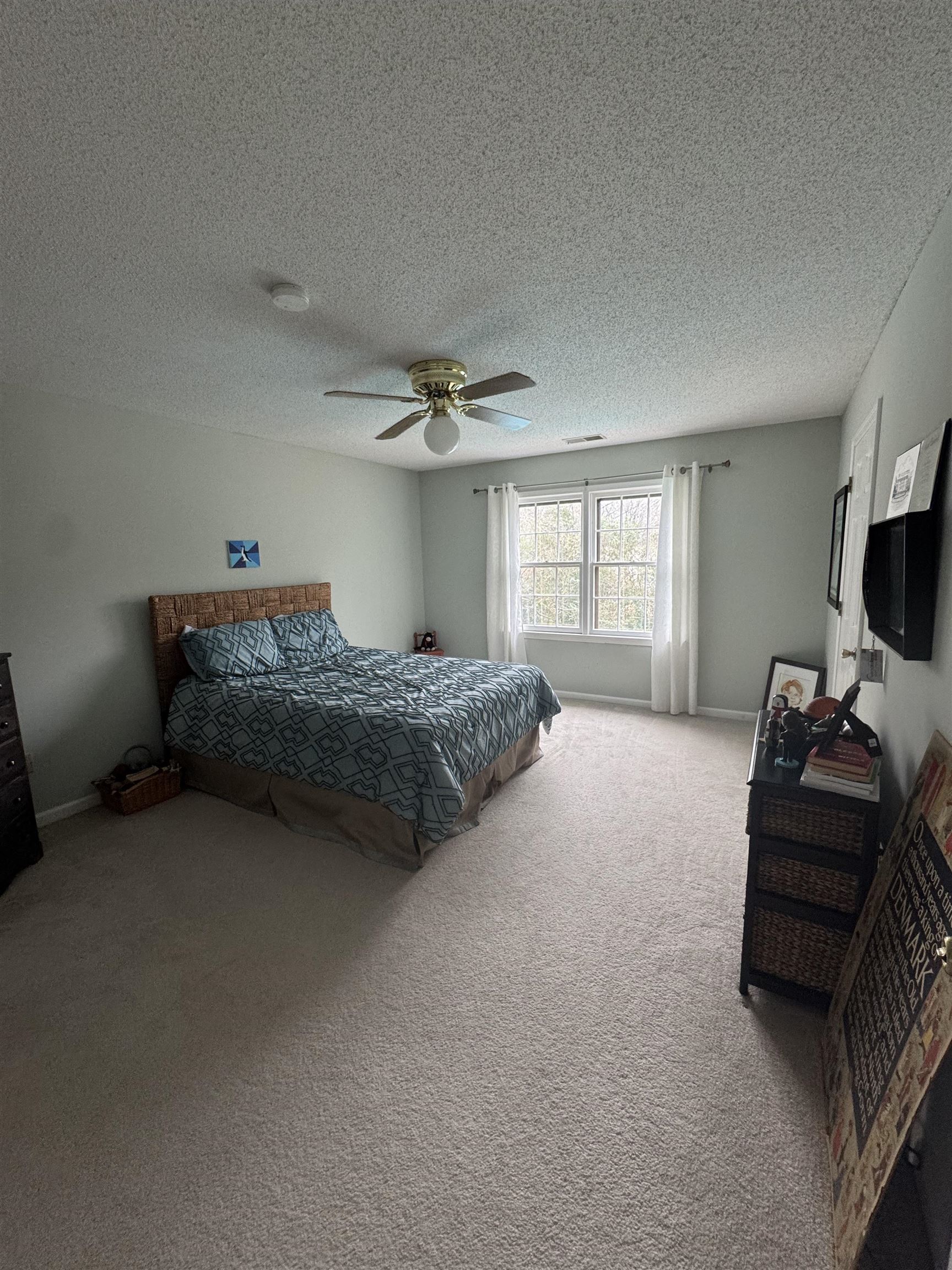 2427 CALKINS RD