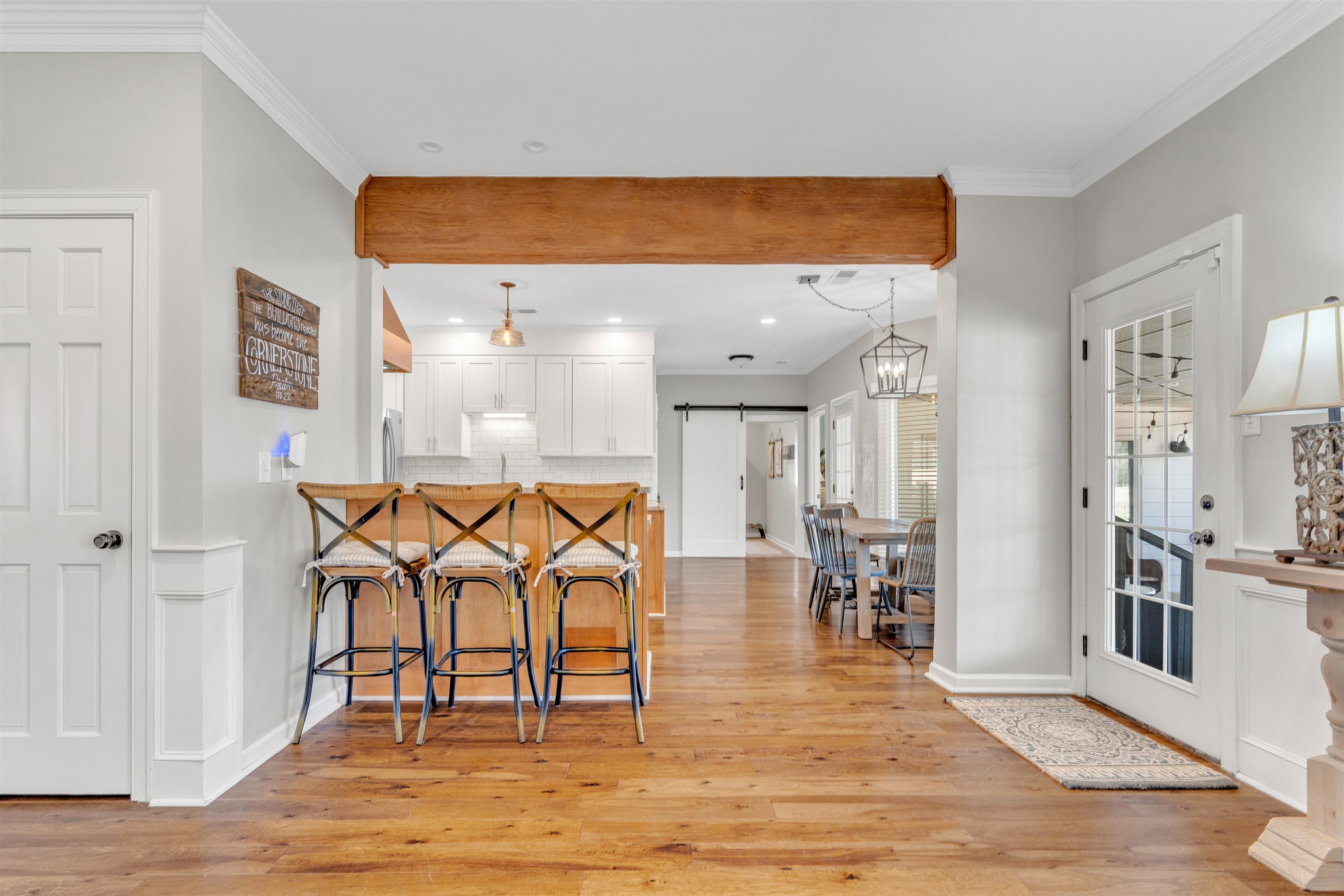 2773 W LEVEE OAKS DR