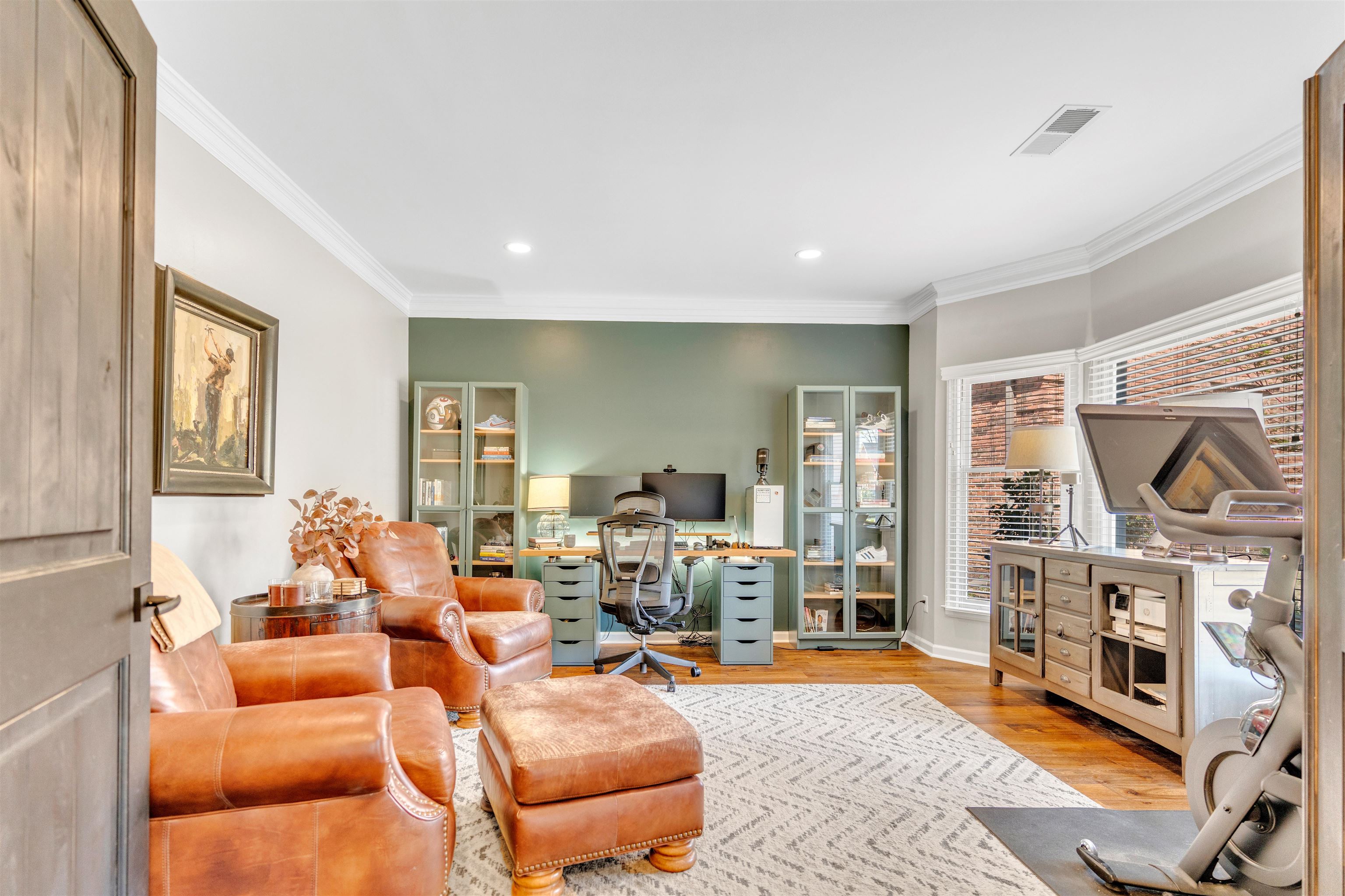 2773 W LEVEE OAKS DR