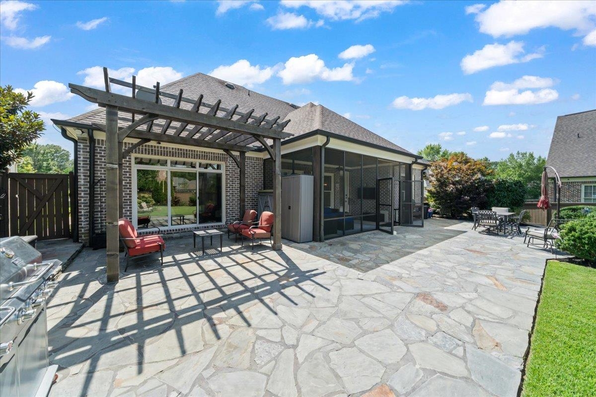 590 JUSTANA DR