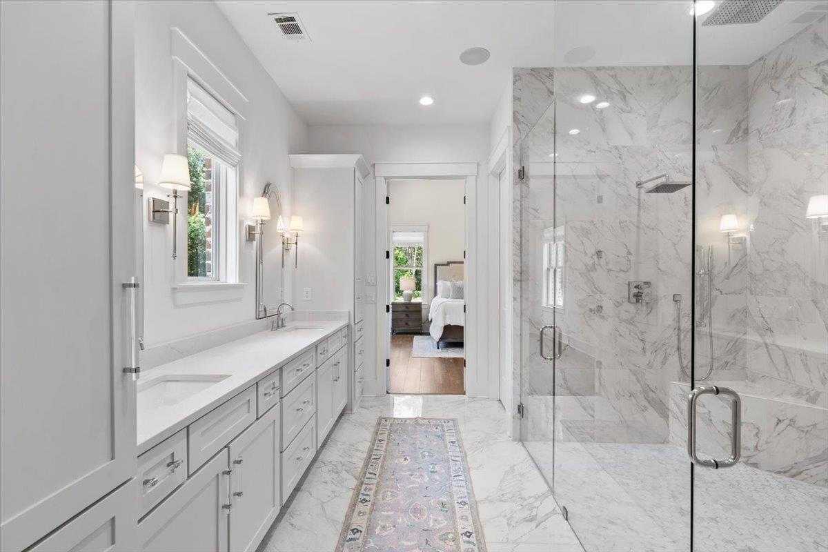 211 S COLLIERVILLE-ARLINGTON RD