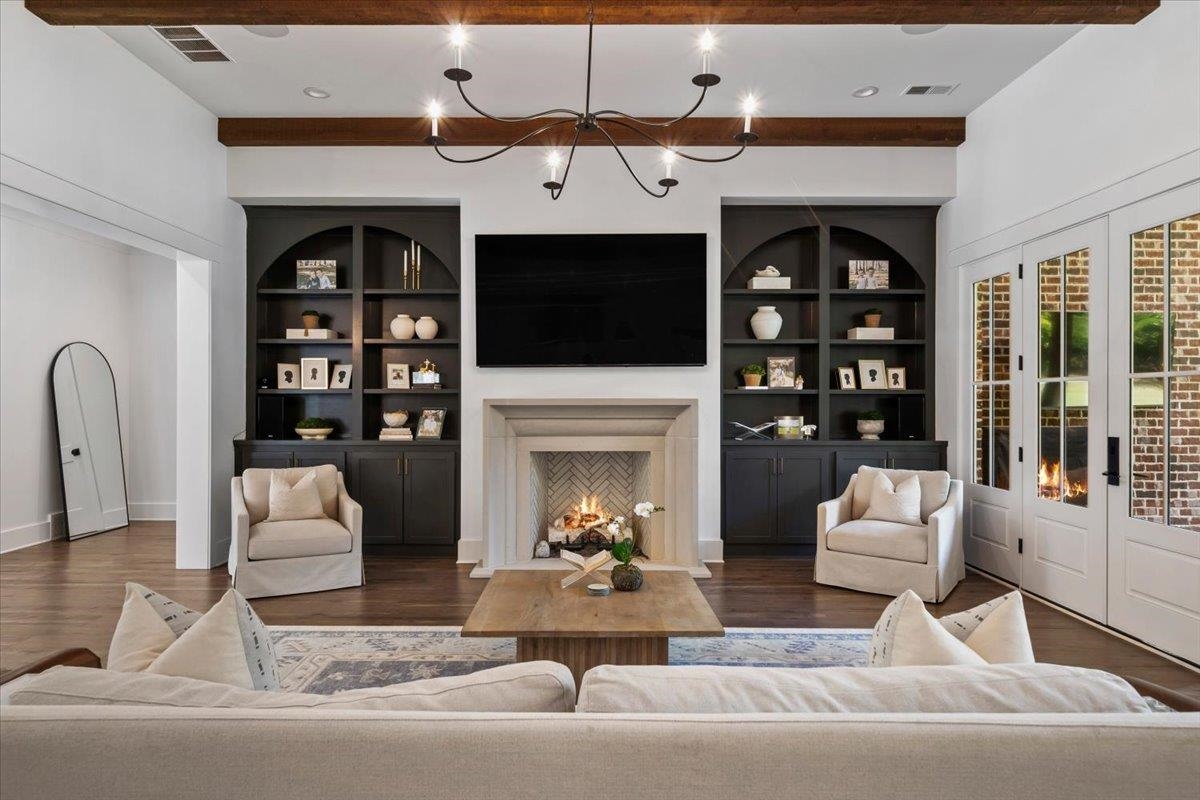 211 S COLLIERVILLE-ARLINGTON RD