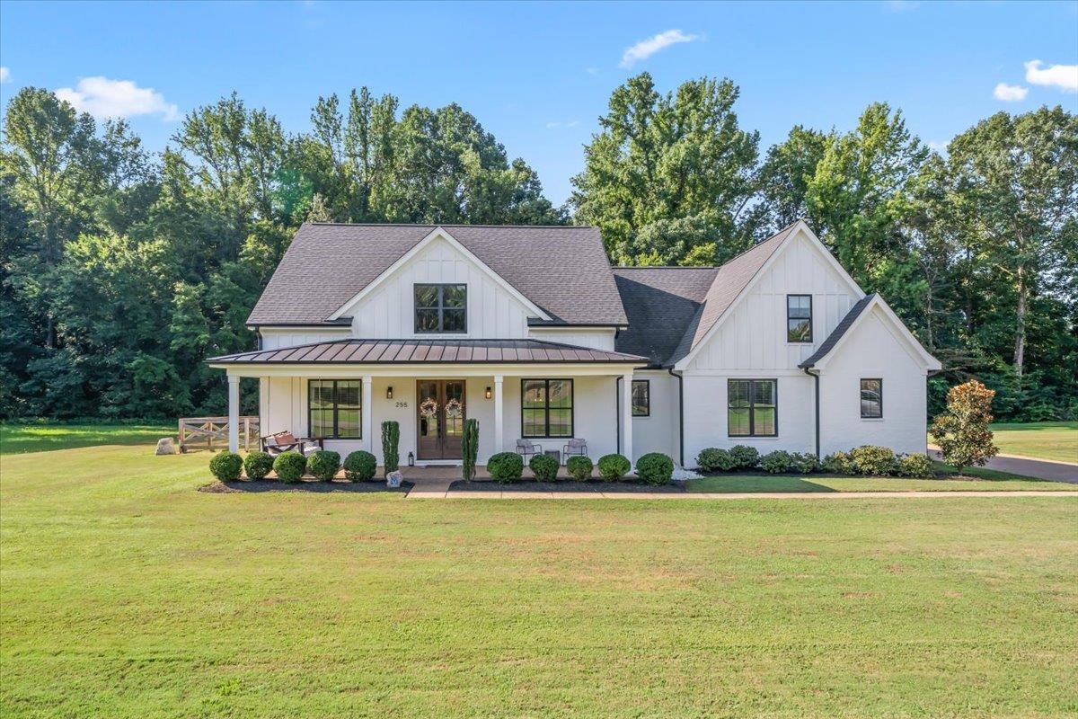 255 LONE OAK DR