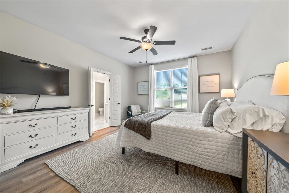255 LONE OAK DR