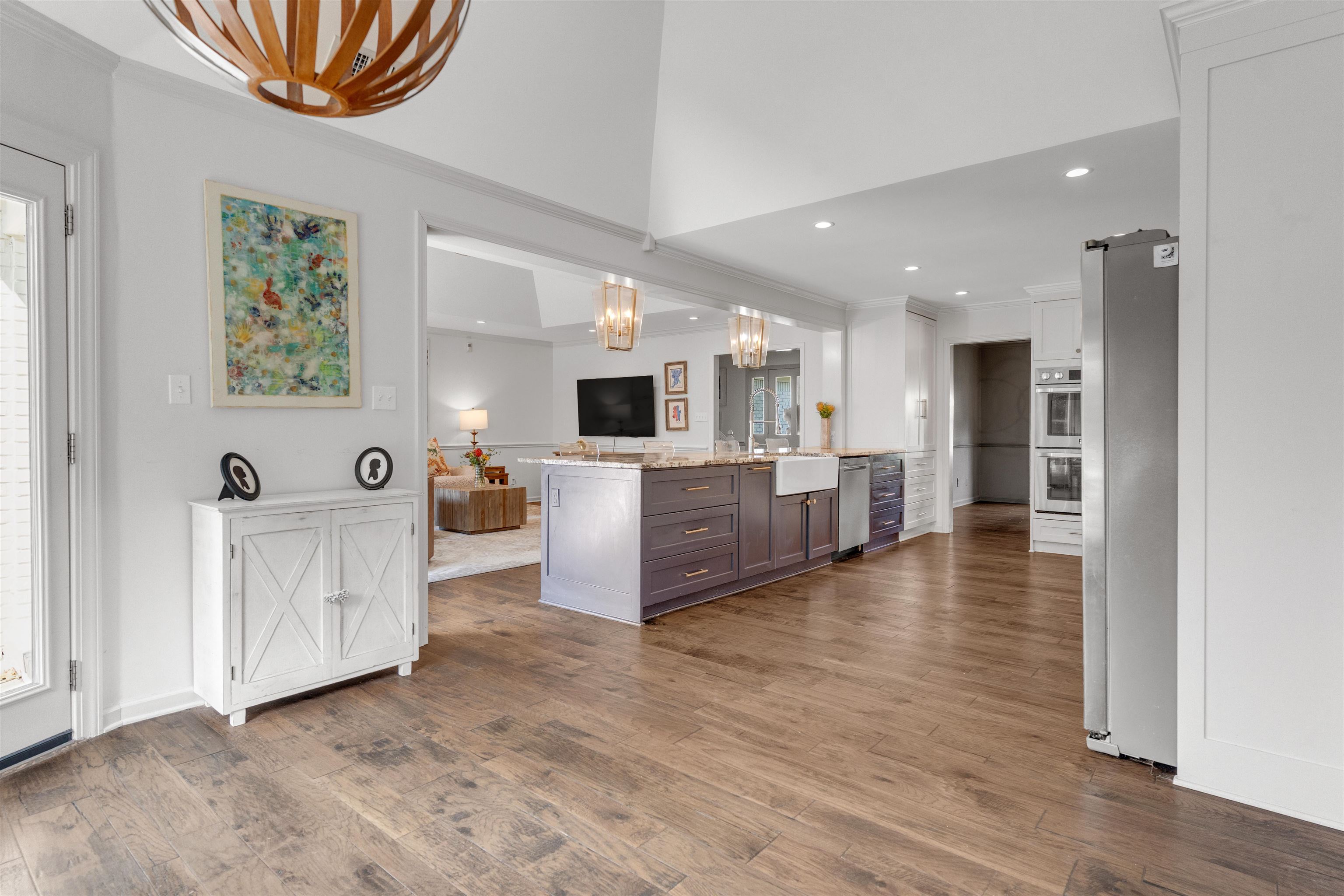 2877 W LEVEE OAKS DR