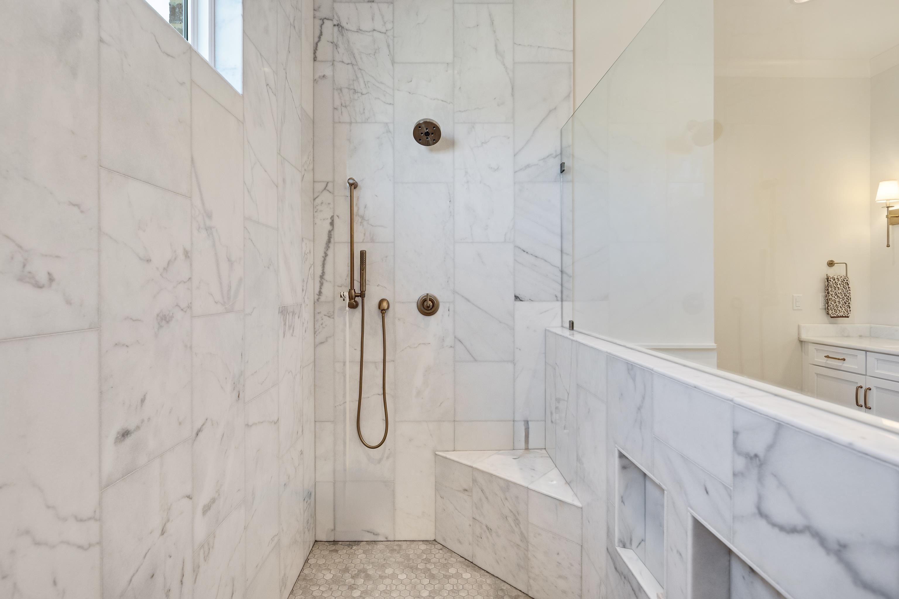 10138 CLIVEDEN CIR S