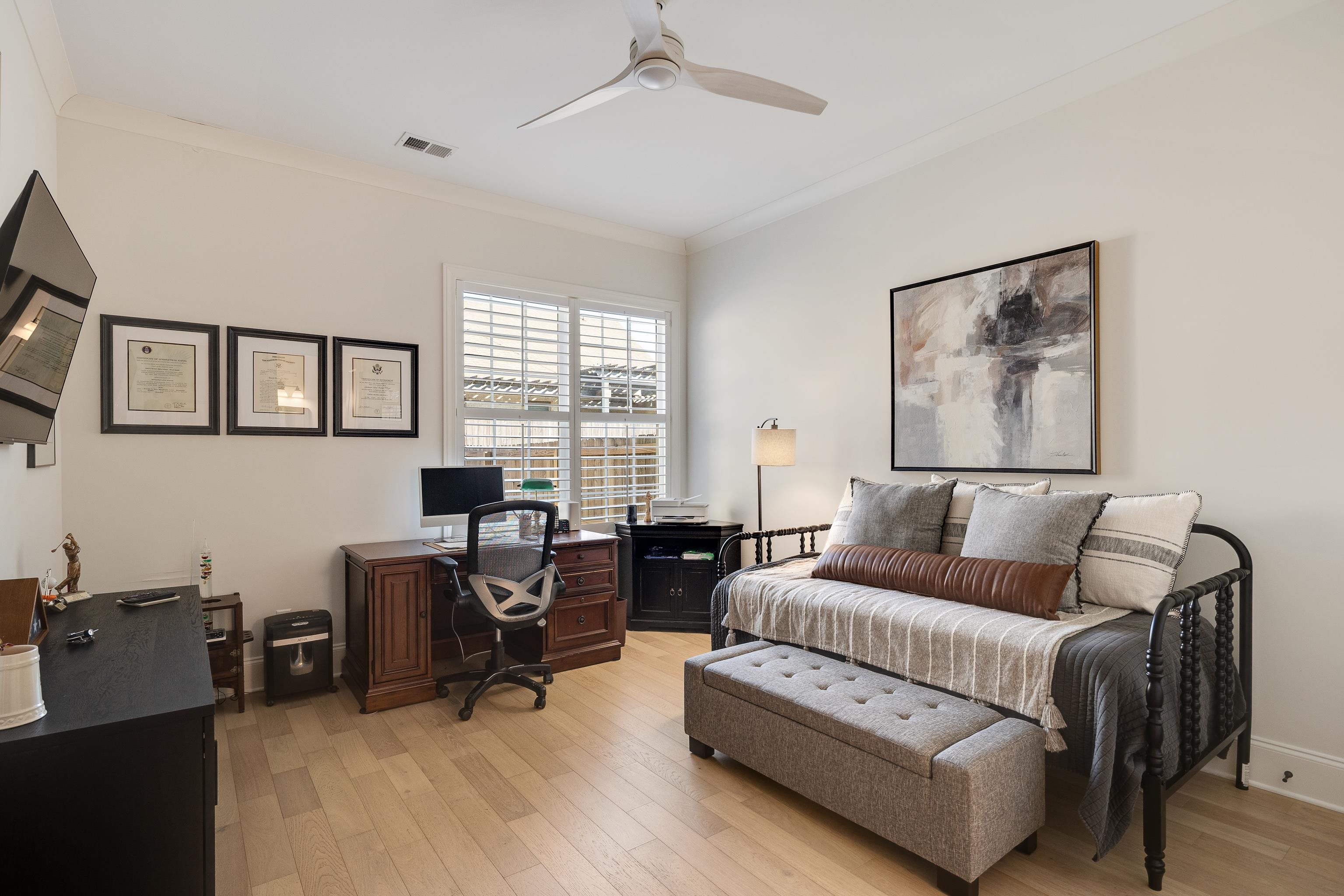 10138 CLIVEDEN CIR S