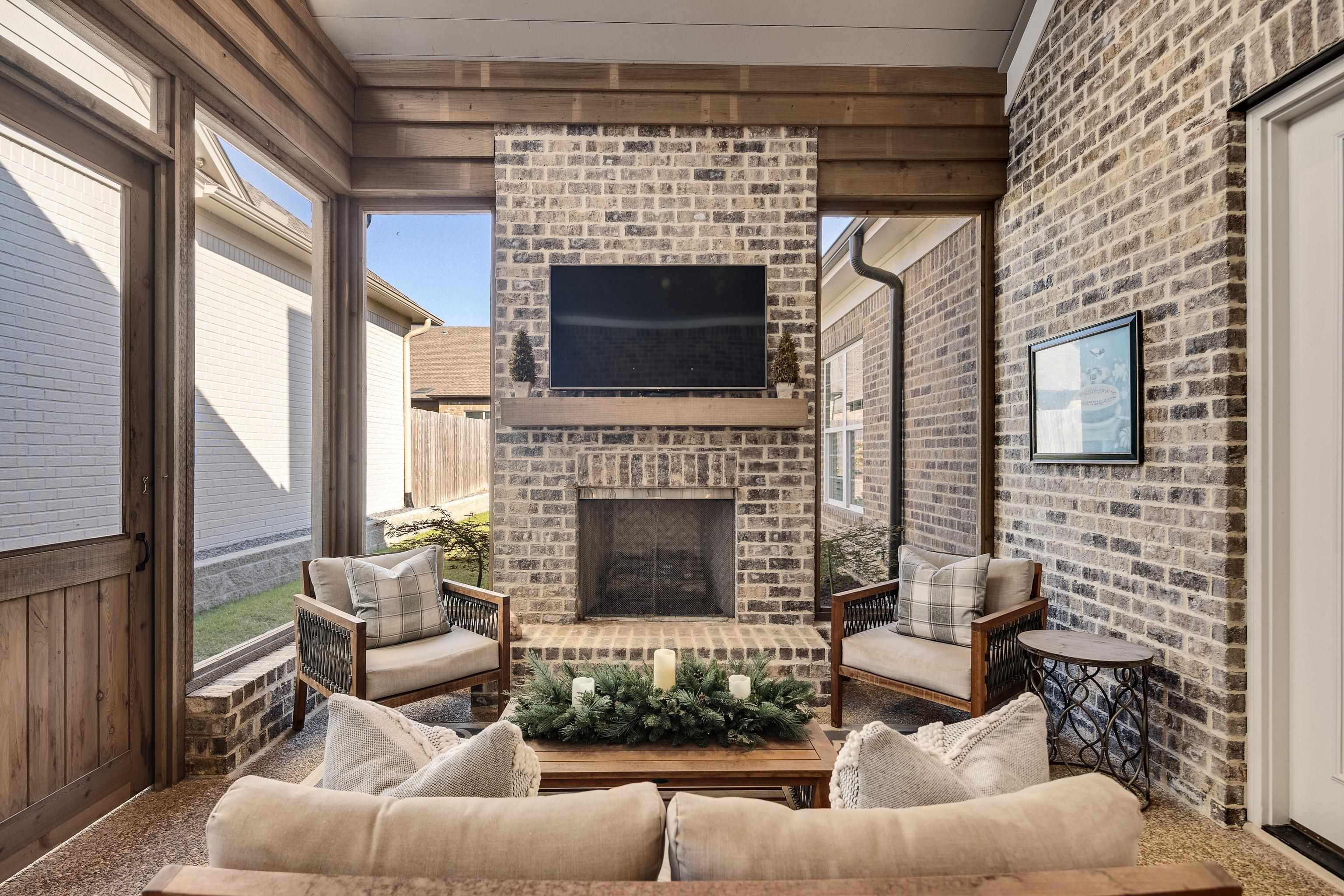 10138 CLIVEDEN CIR S