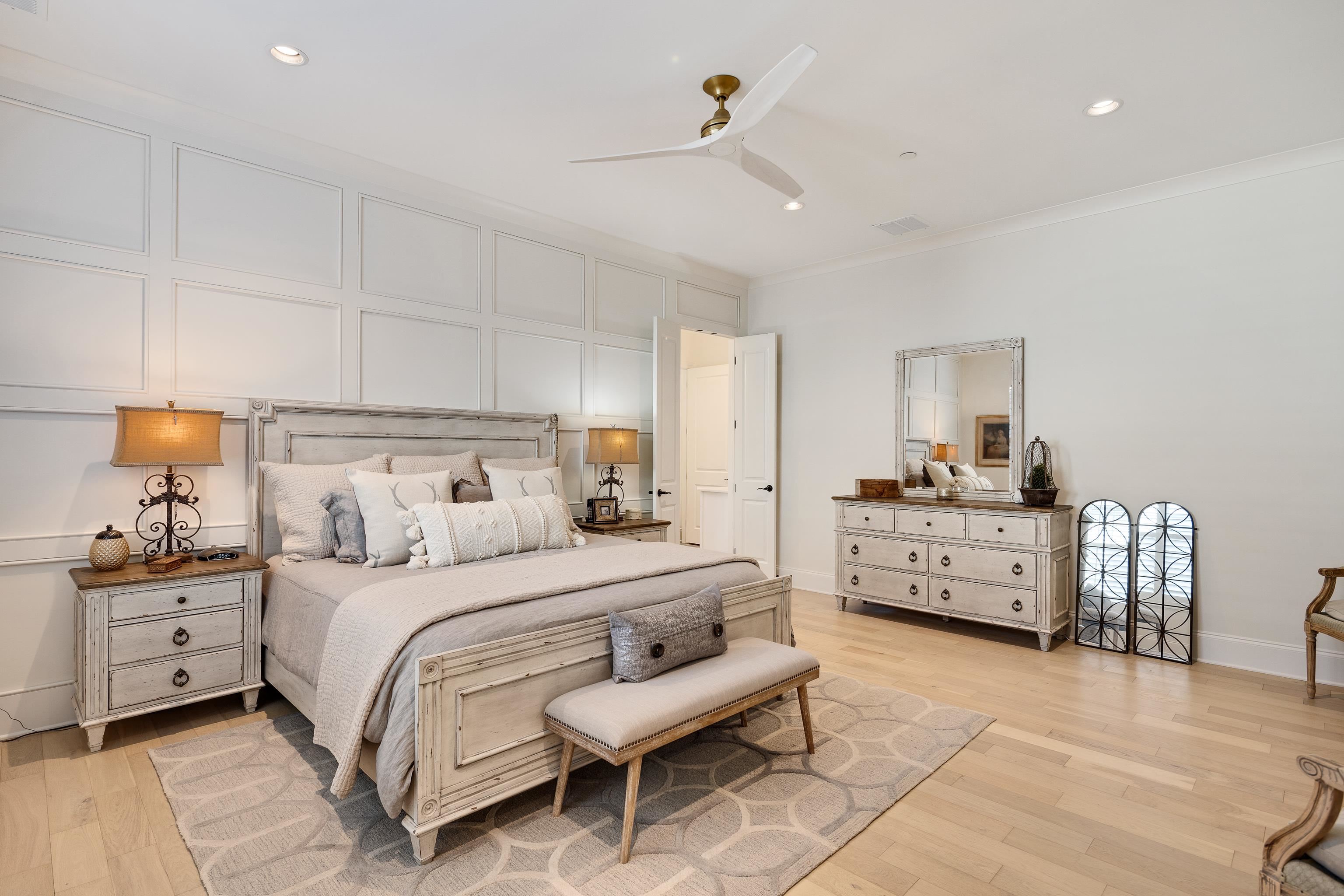 10138 CLIVEDEN CIR S