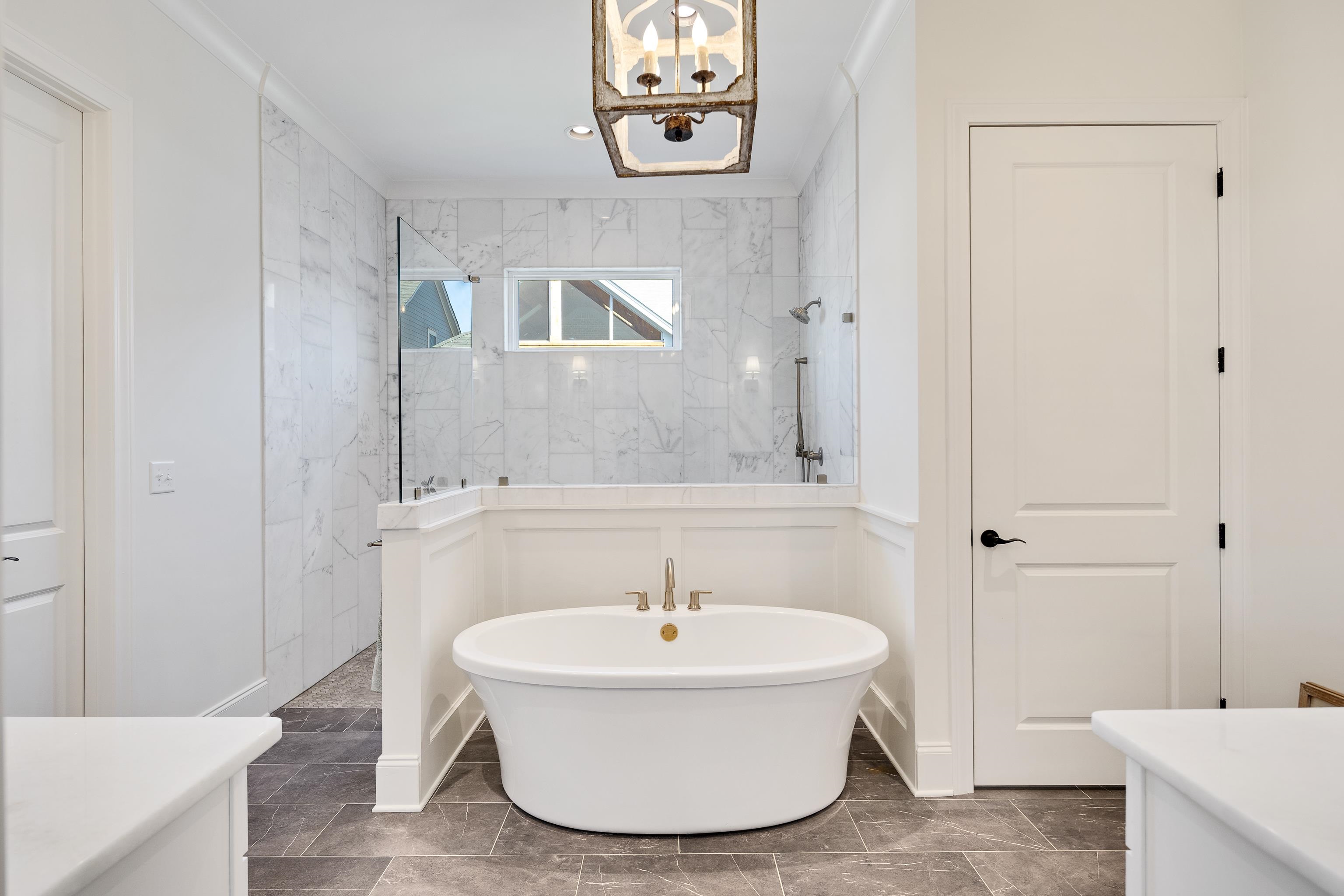 10138 CLIVEDEN CIR S