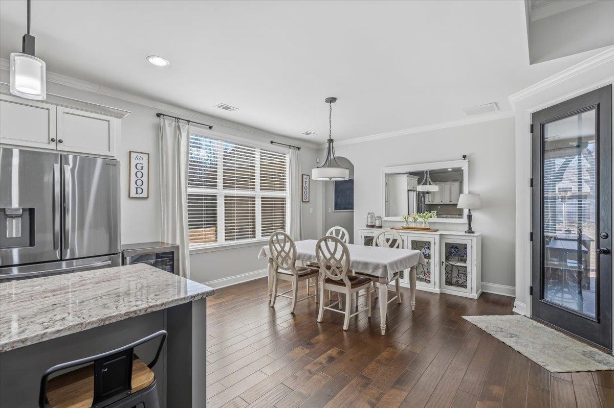 405 SAUNDERS CREEK CIR