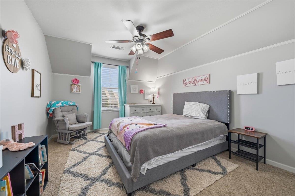 405 SAUNDERS CREEK CIR