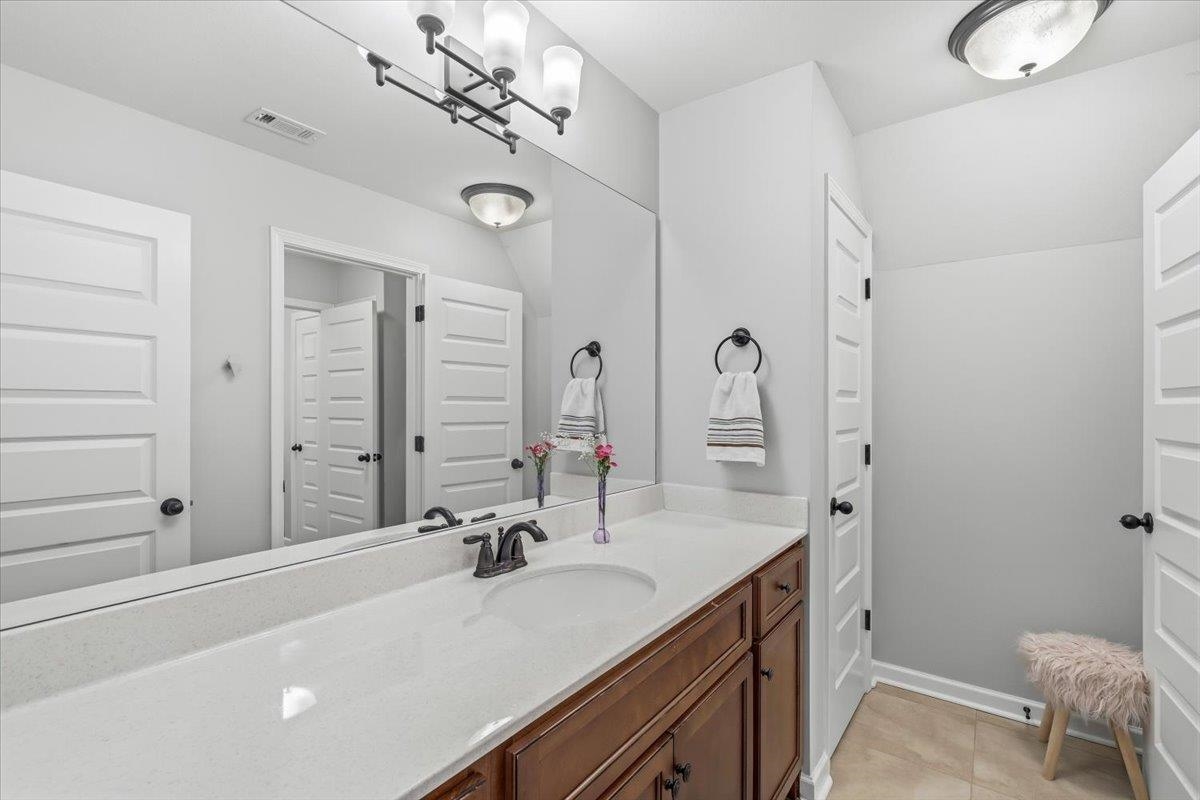 405 SAUNDERS CREEK CIR