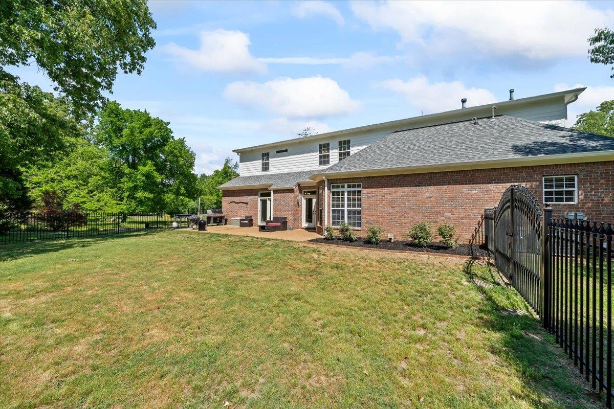 425 ALISHA DR
