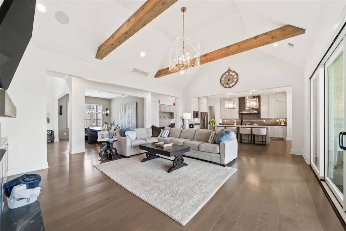 409 SHAMBALA DR