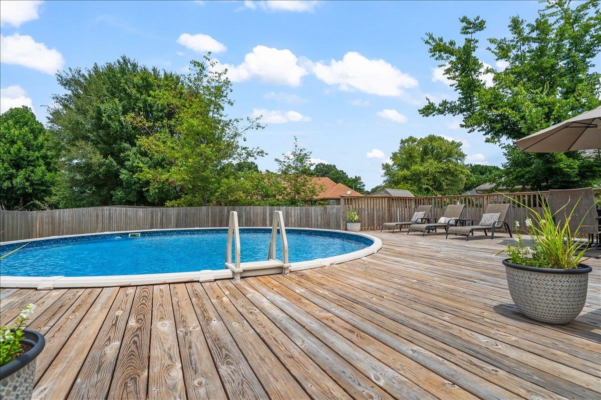 40 ROYAL VIEW CV