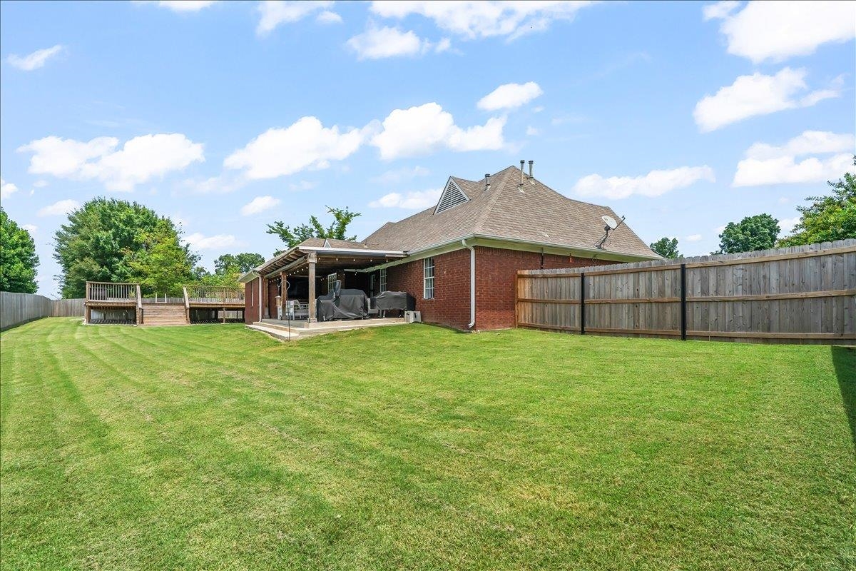 40 ROYAL VIEW CV