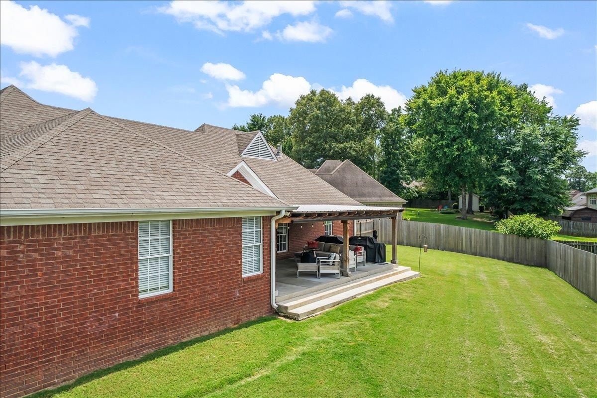 40 ROYAL VIEW CV