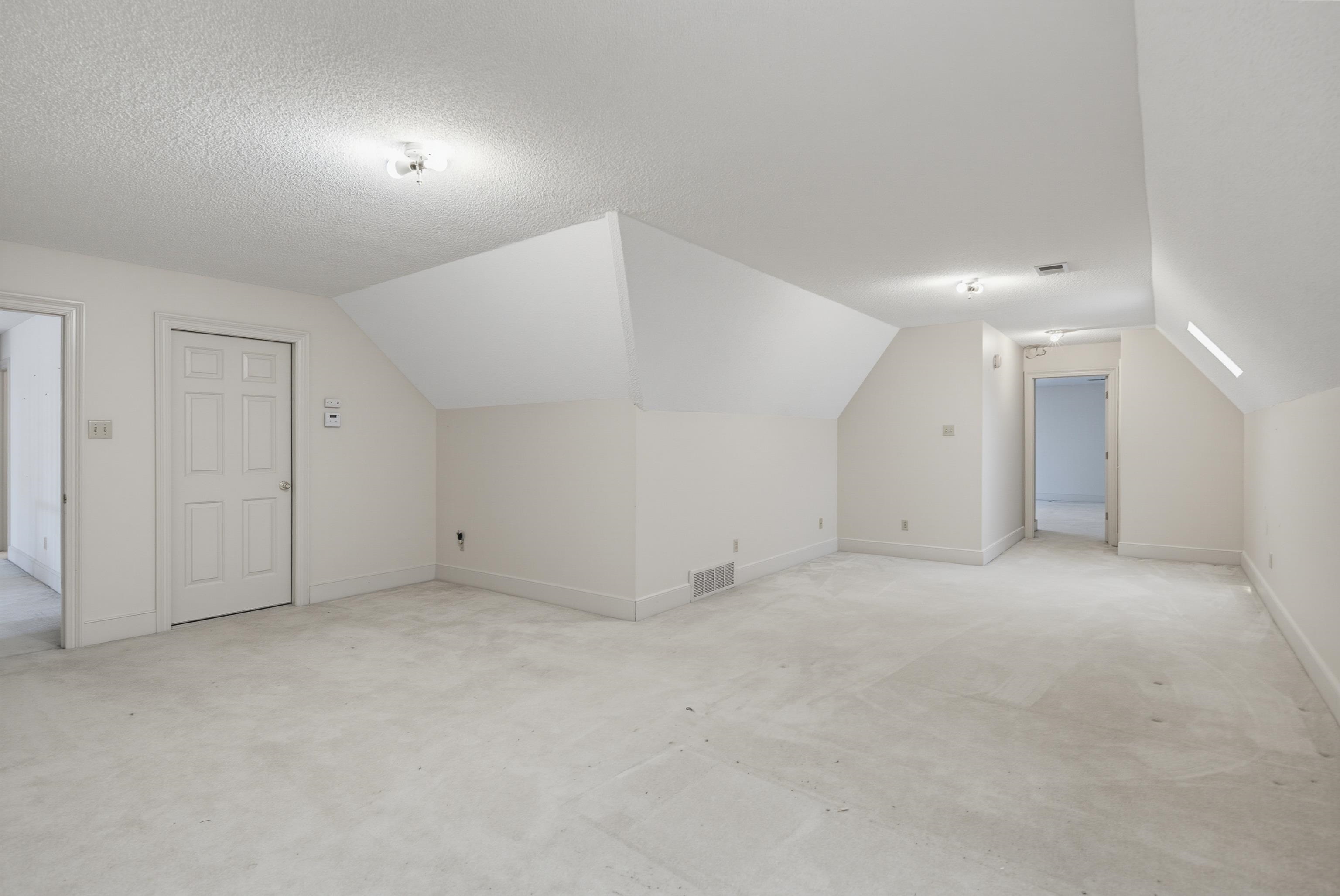 1915 BOBBITT RD
