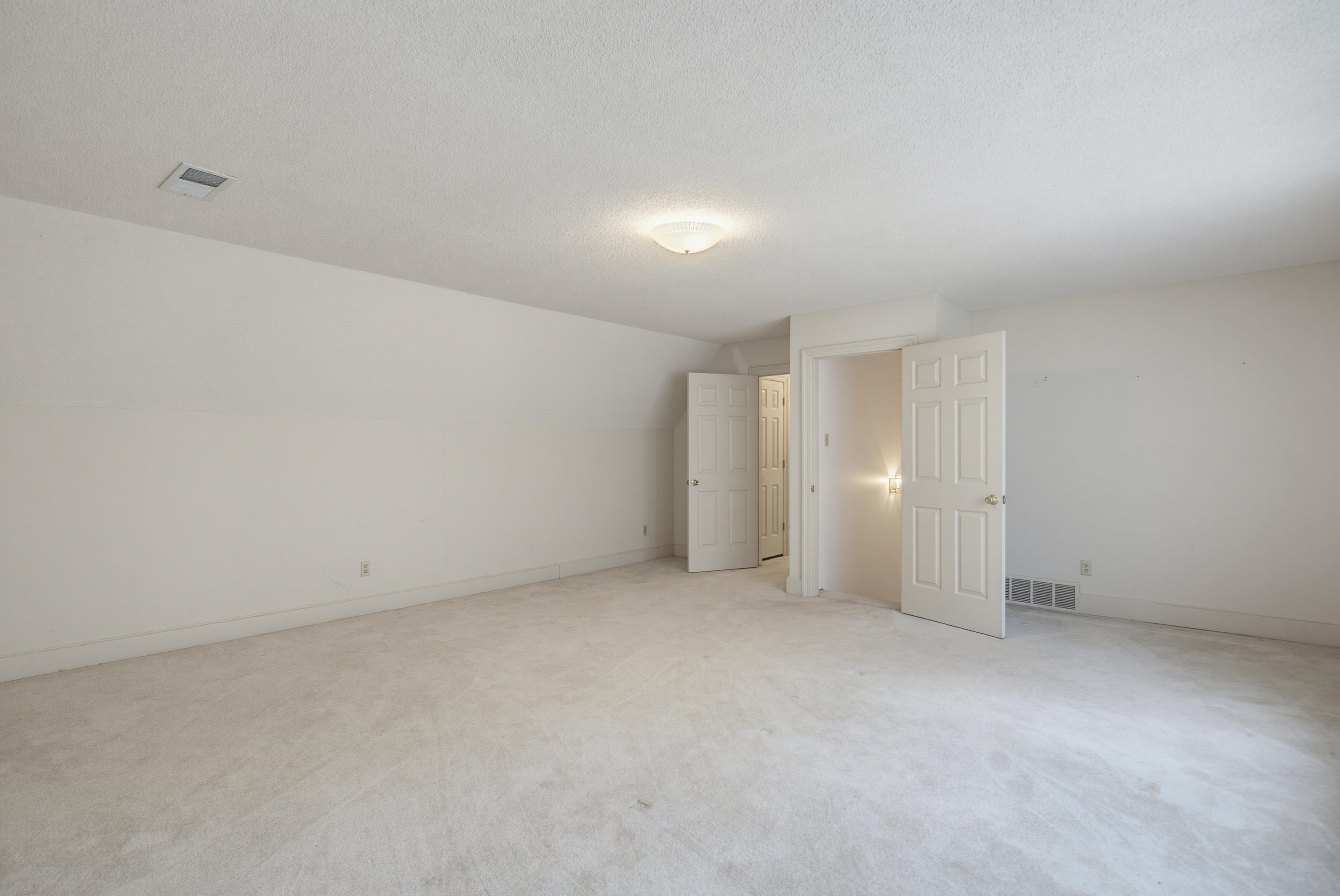 1915 BOBBITT RD