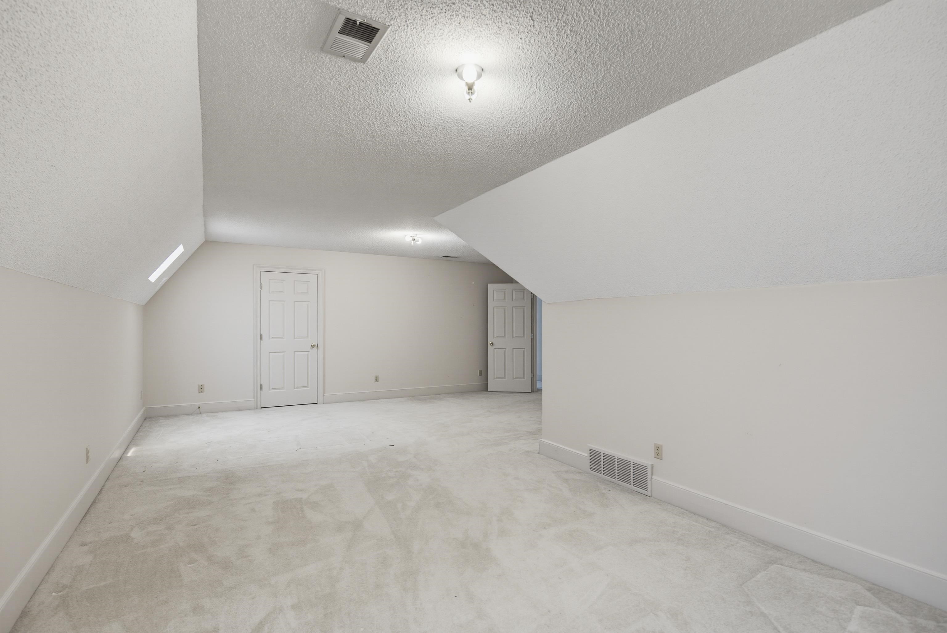 1915 BOBBITT RD