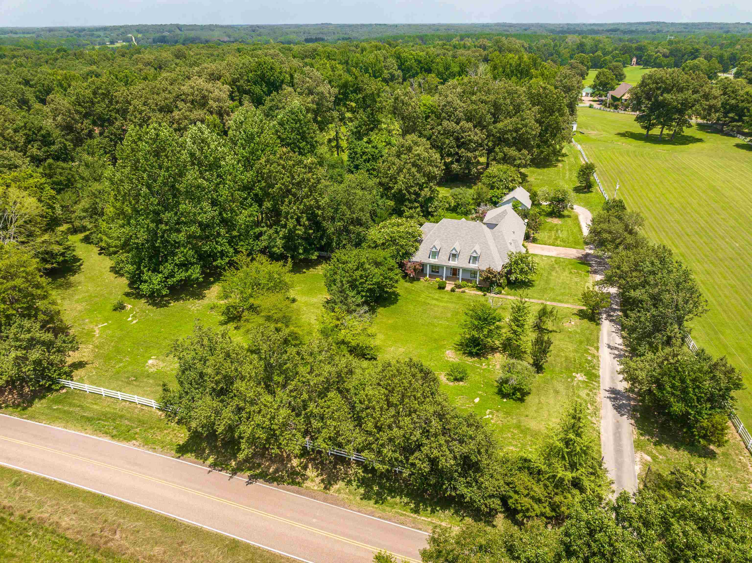 1915 BOBBITT RD