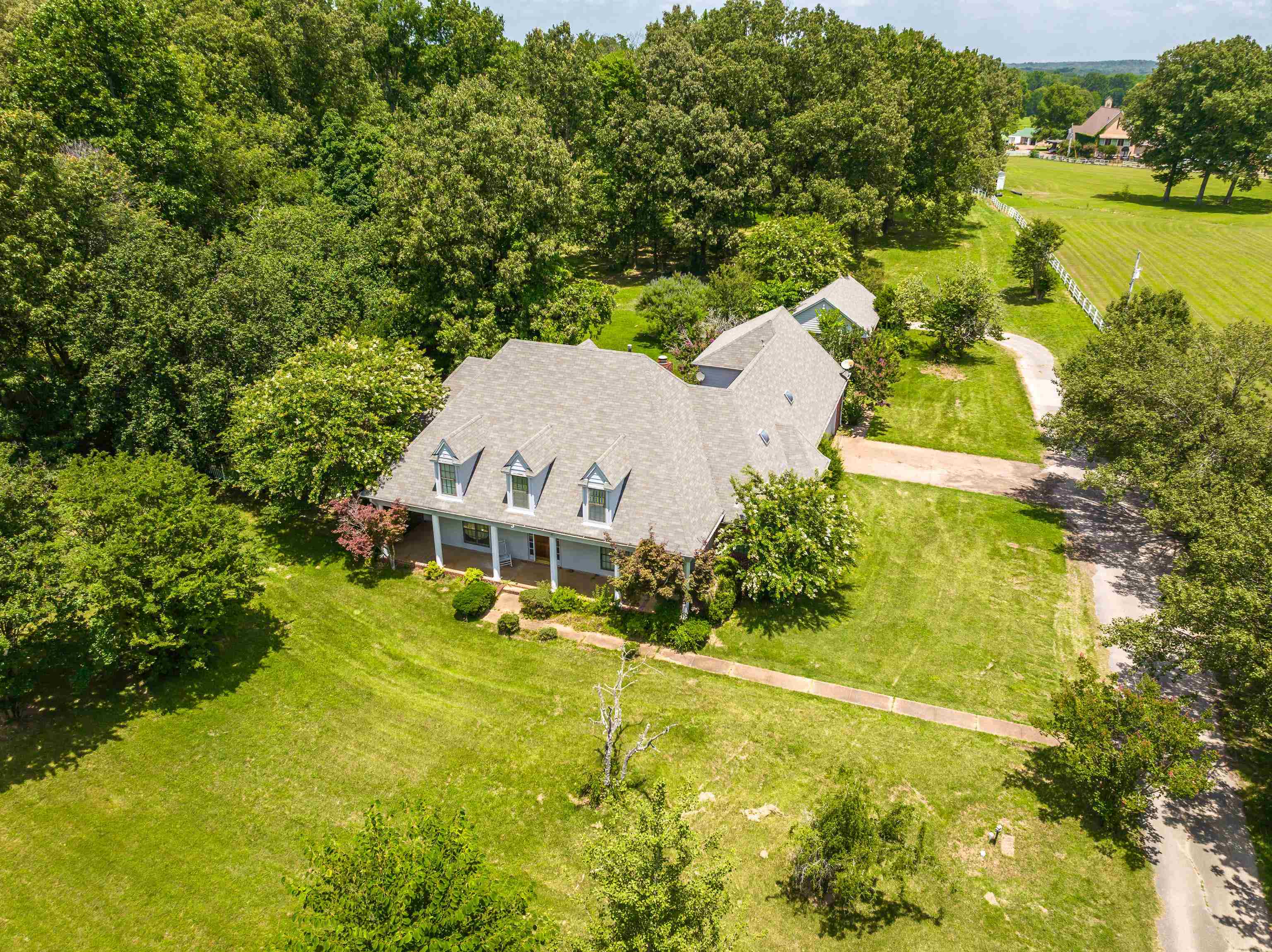 1915 BOBBITT RD