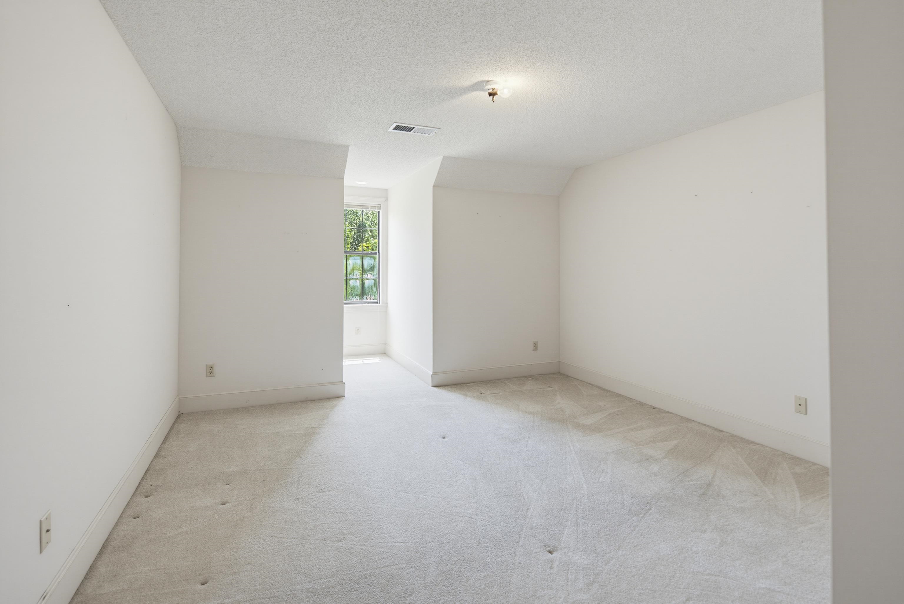 1915 BOBBITT RD