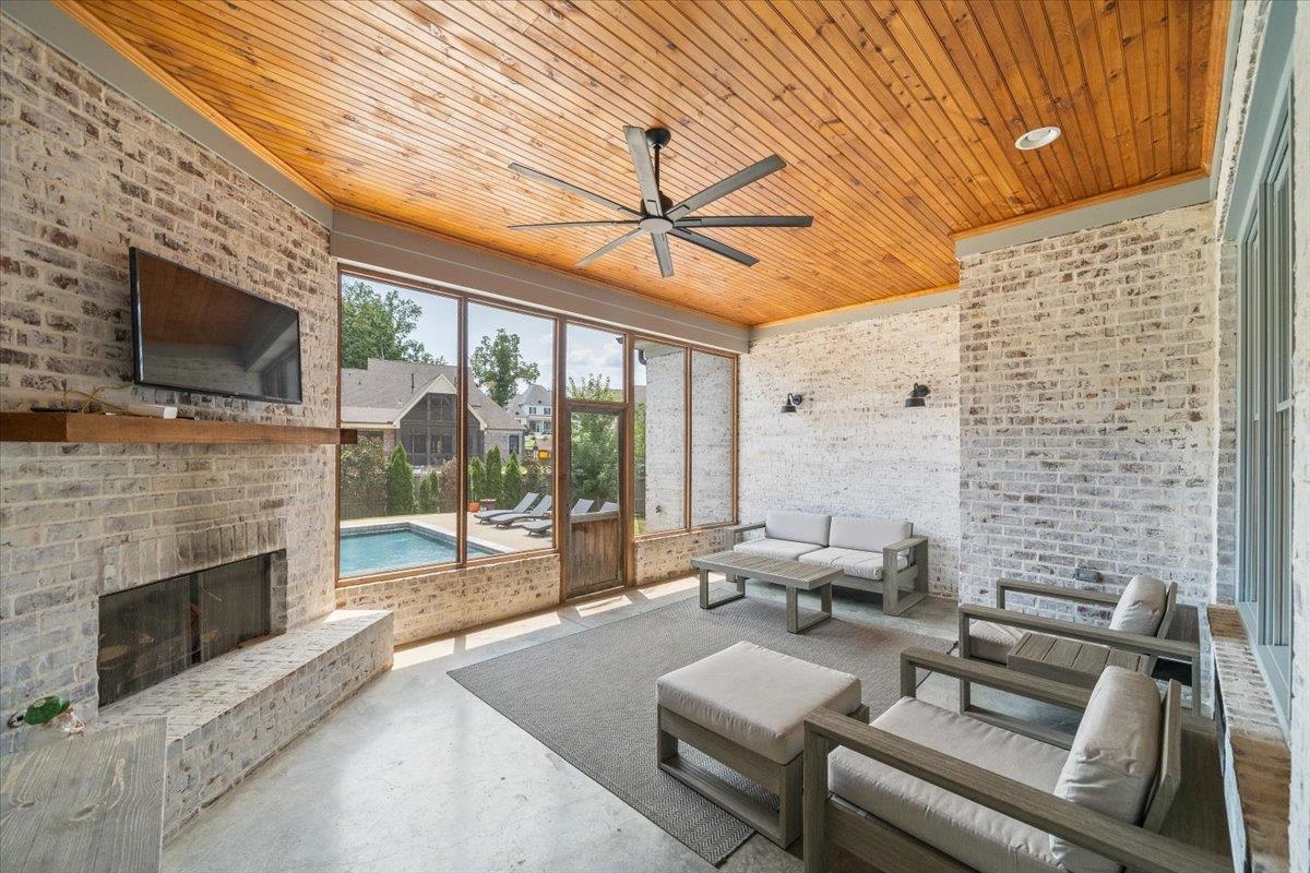 12695 MAGS LN