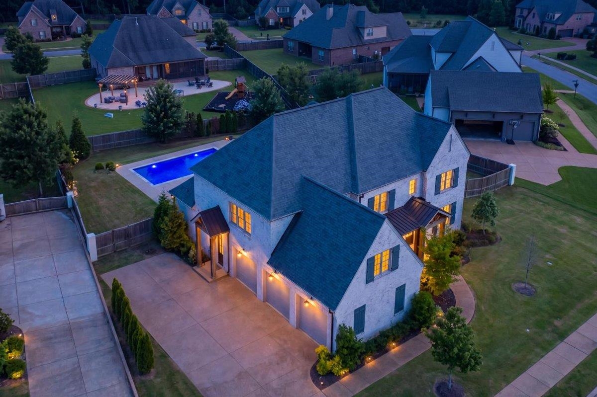 12695 MAGS LN