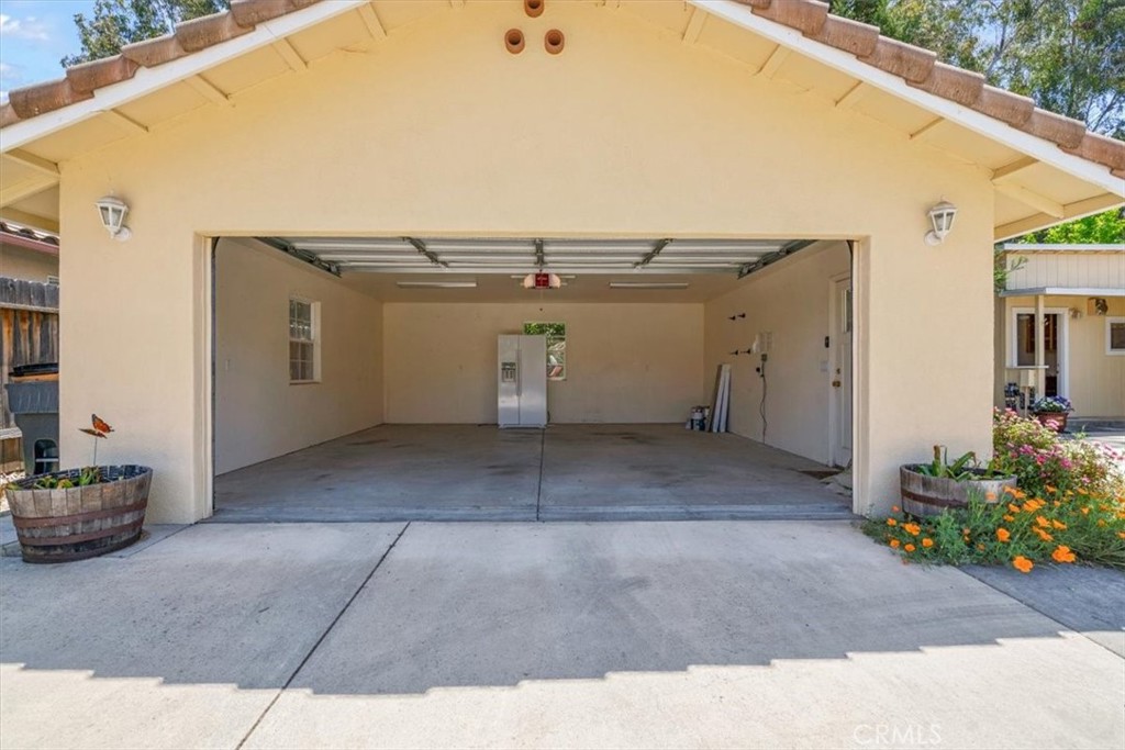 5435 Regio Place