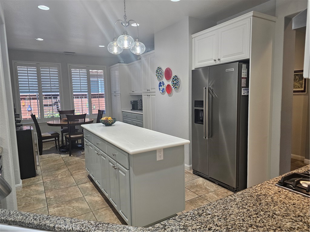 2673 Traditions Loop