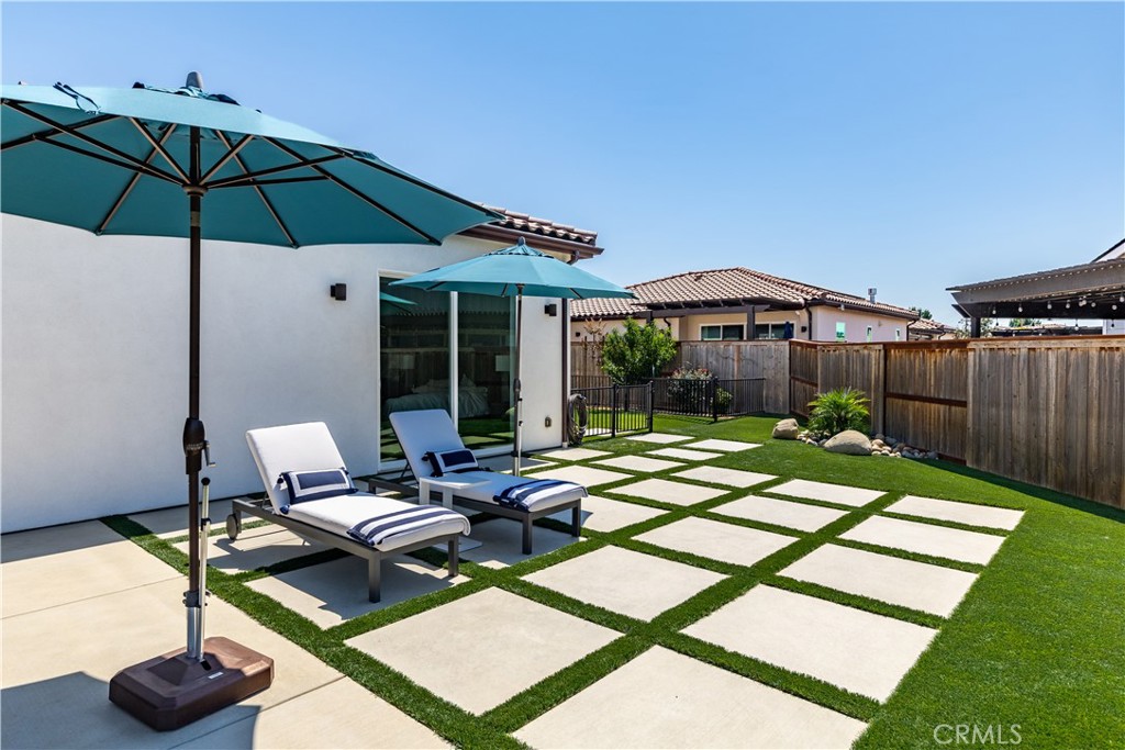 686 Prosecco Lane