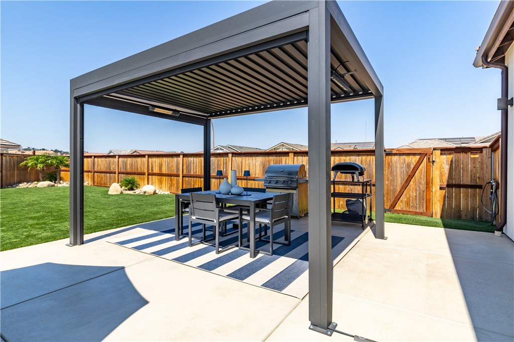 686 Prosecco Lane