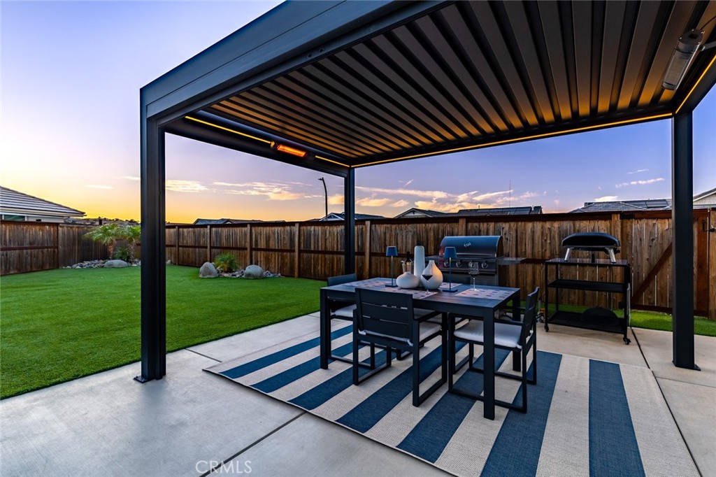 686 Prosecco Lane