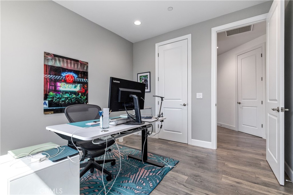 686 Prosecco Lane