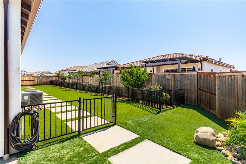 686 Prosecco Lane