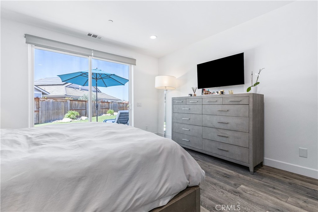 686 Prosecco Lane