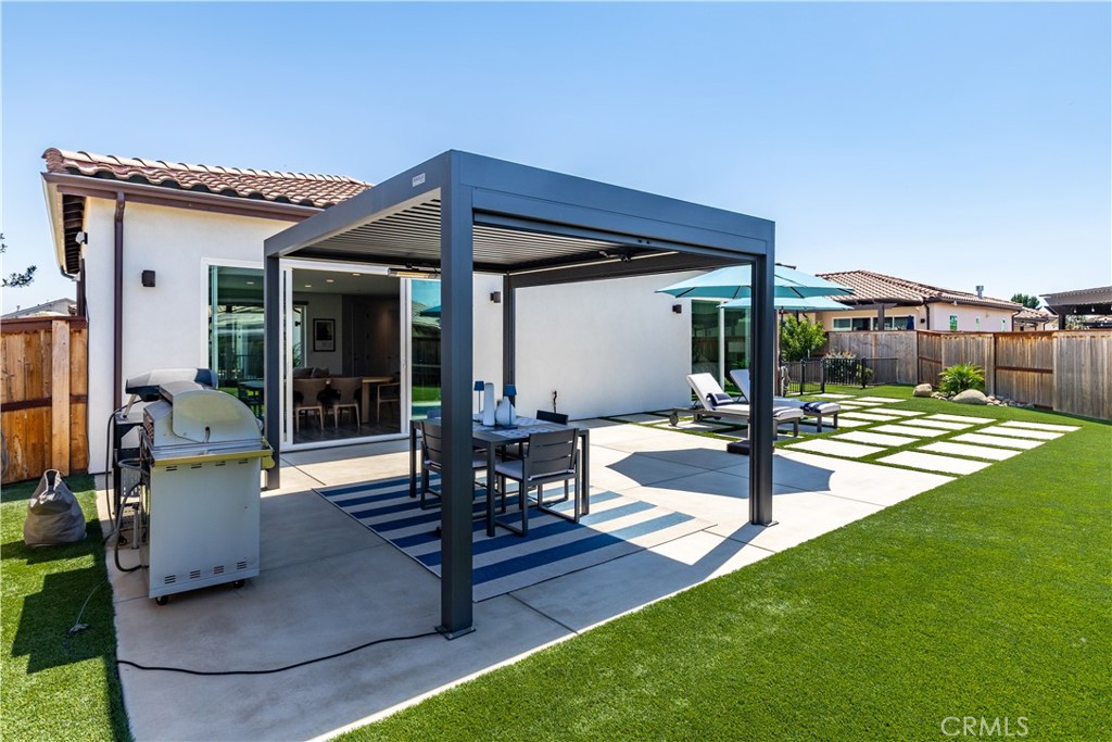 686 Prosecco Lane