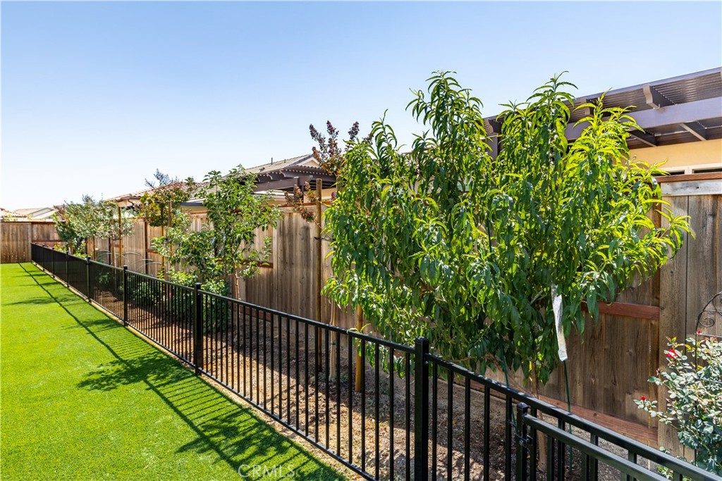 686 Prosecco Lane