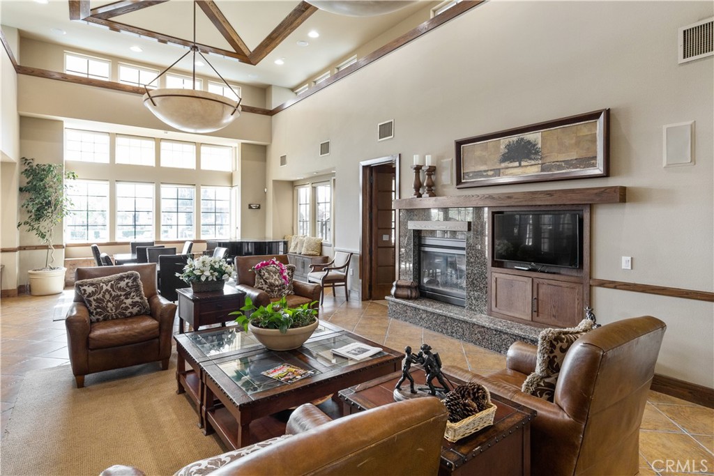 2457 Clubhouse Drive