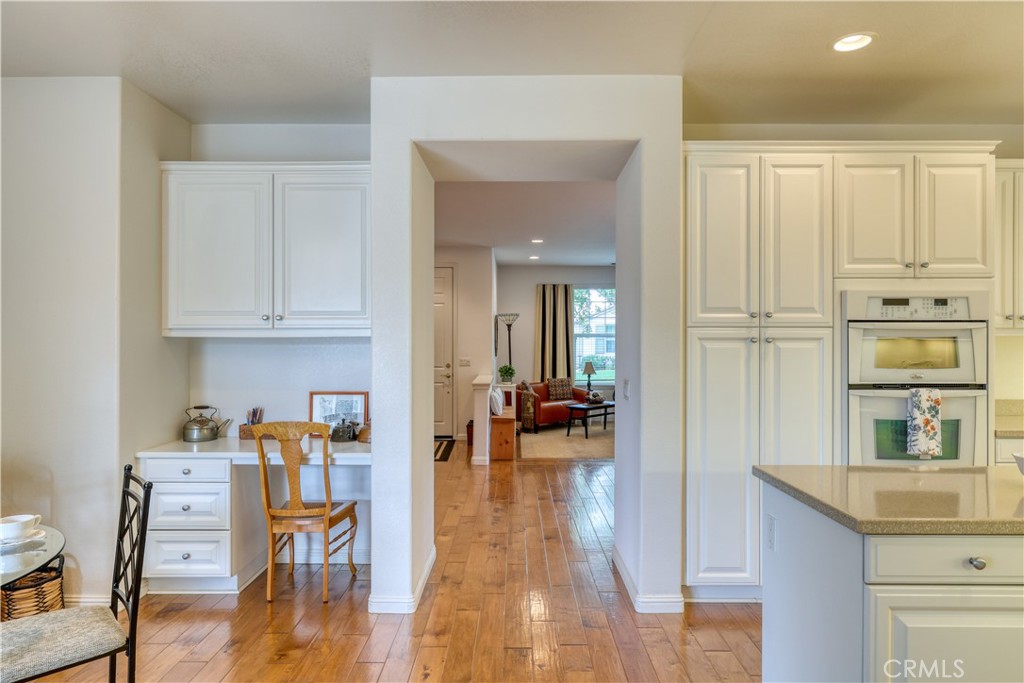 2561 Pasadena Lane