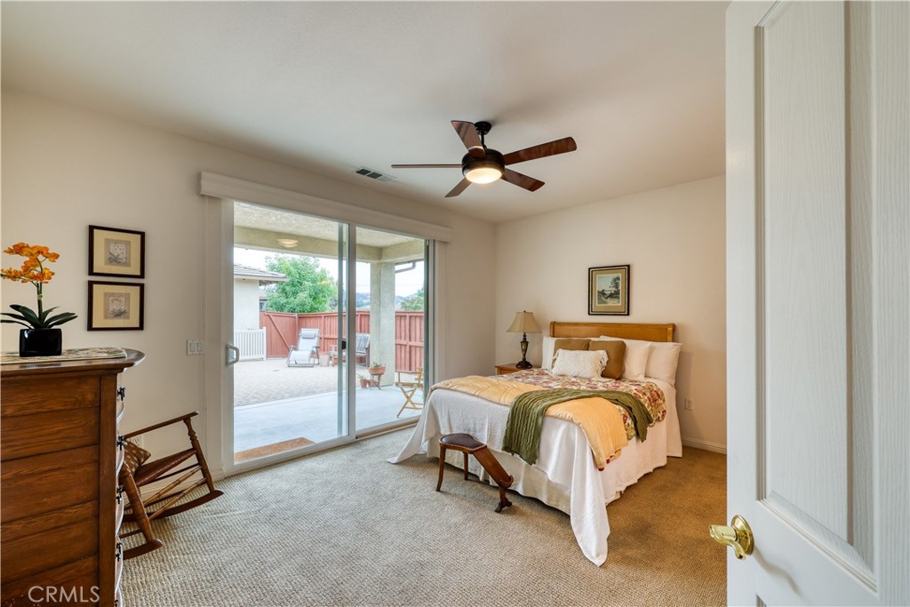 2561 Pasadena Lane
