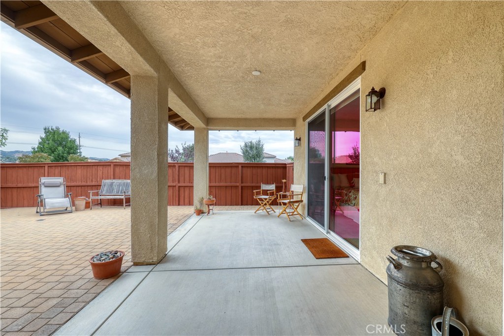2561 Pasadena Lane