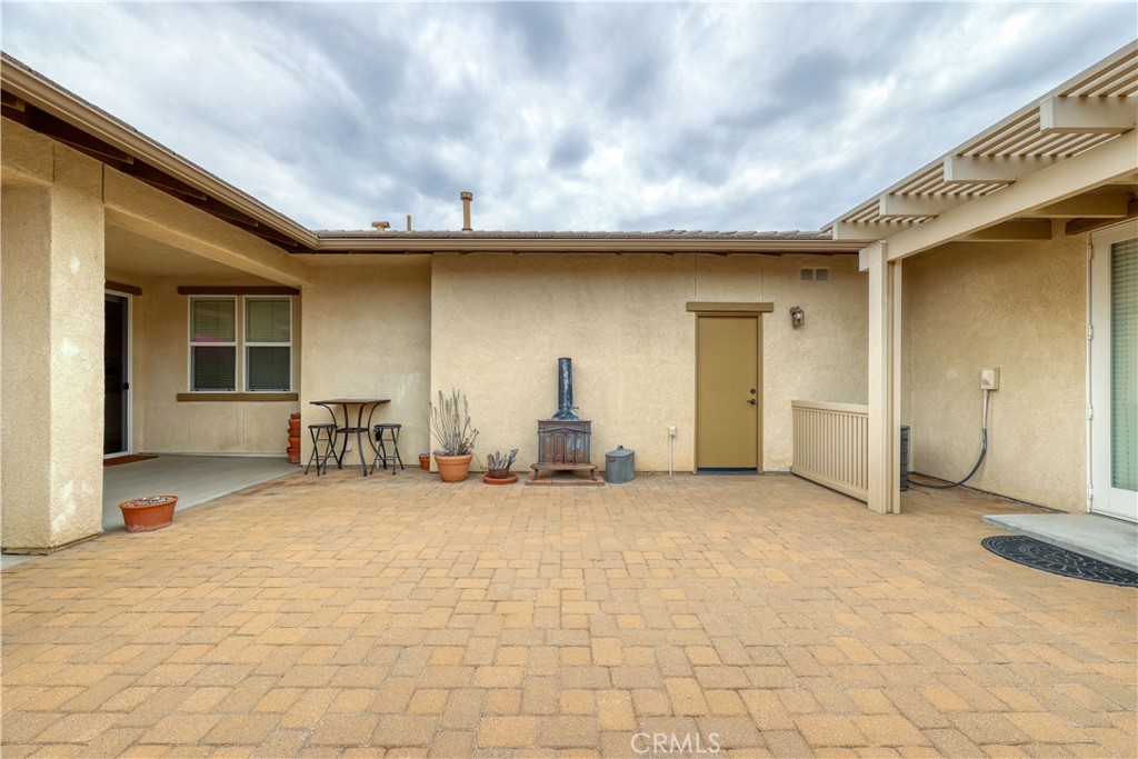 2561 Pasadena Lane