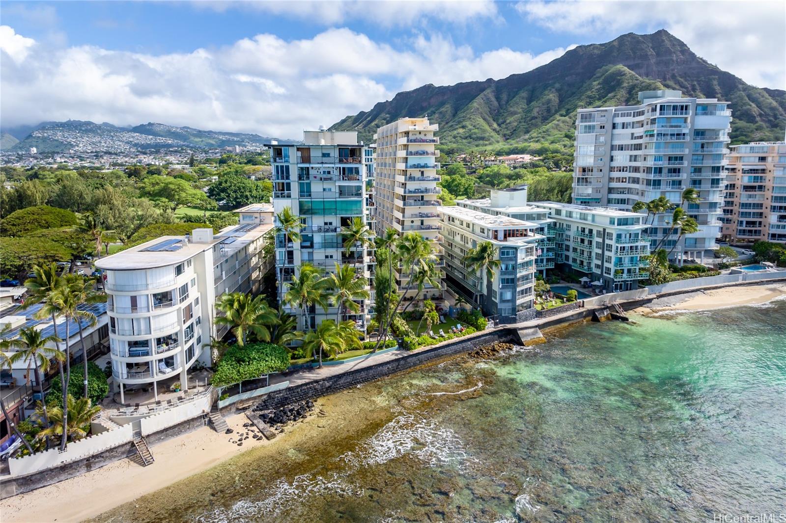 2943 Kalakaua Avenue Unit: 303