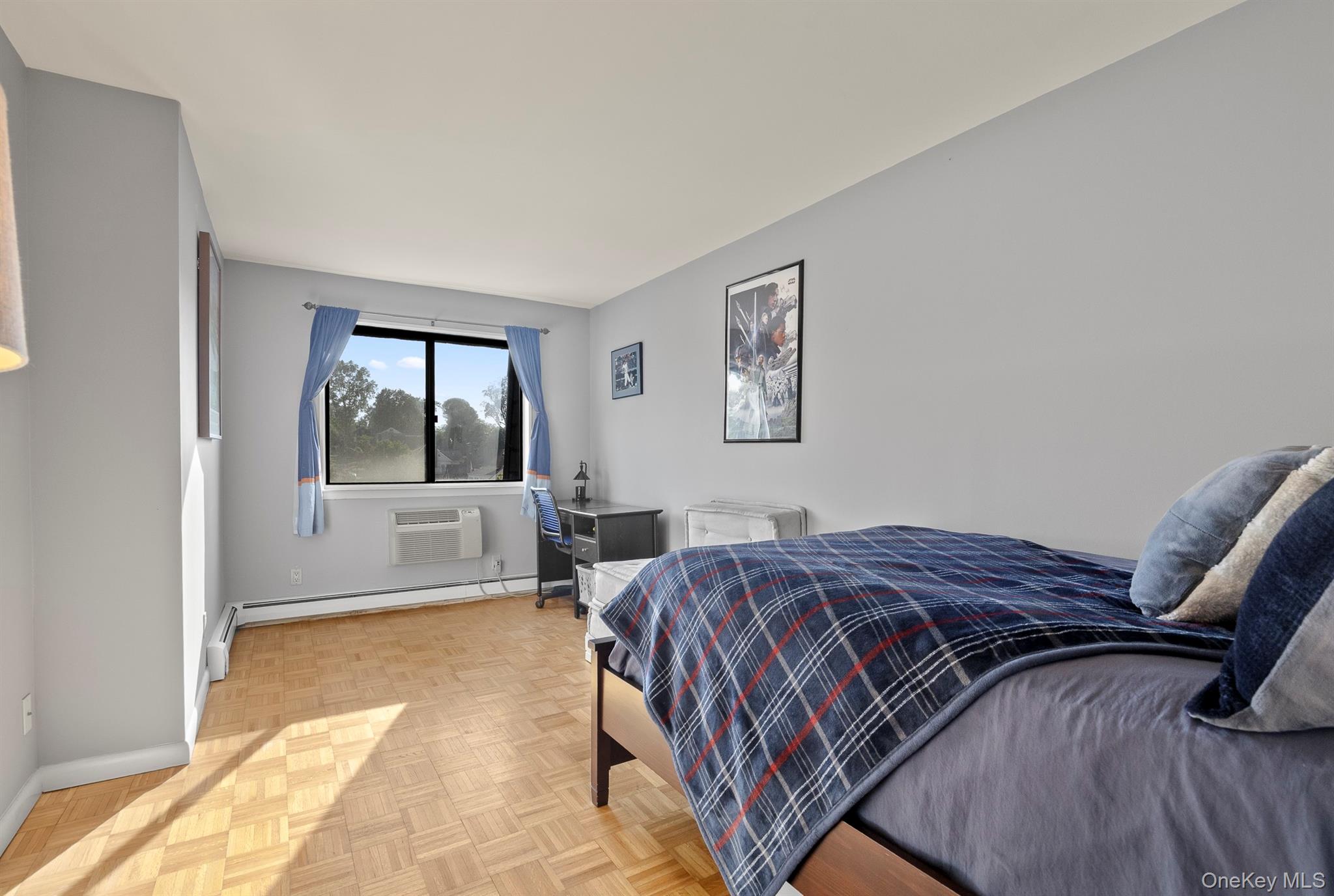 89 N Broadway Unit: 214